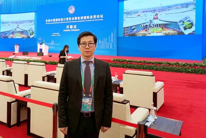 <a href=http://m.massivesupply.com target=_blank class=infotextkey>雙良</a>第一視角帶您走入“進博會”首日