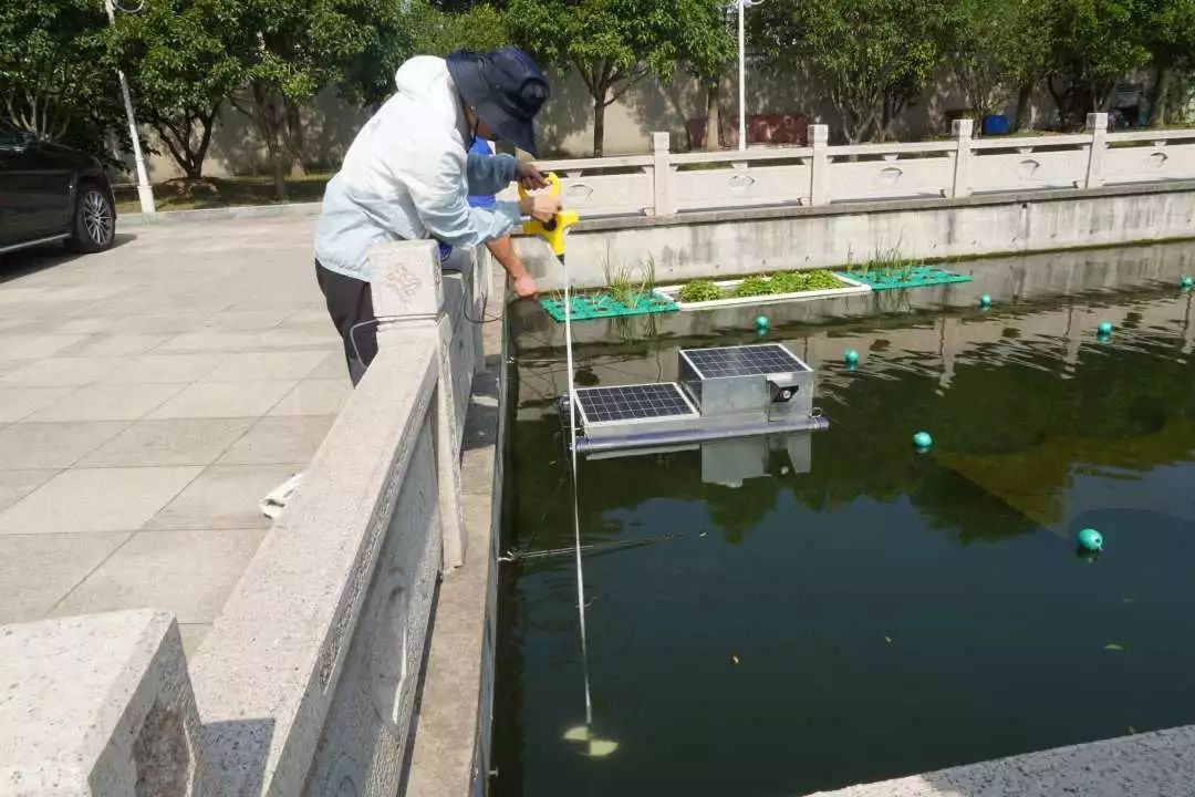 【<a href=http://m.massivesupply.com target=_blank class=infotextkey>雙良</a><a href=http://m.massivesupply.com target=_blank class=infotextkey>新型光催化</a>】“堅(jiān)守”在汗水中閃光